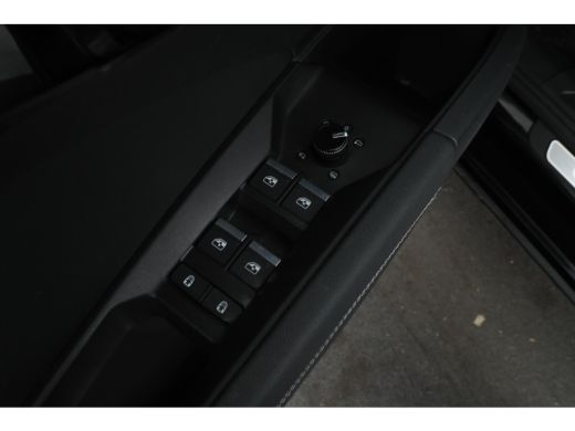 Audi Q4 e-tron 45 quattro S edition 77 kWh 265PK, S-line! Leer, Climate, ActivLease financial lease