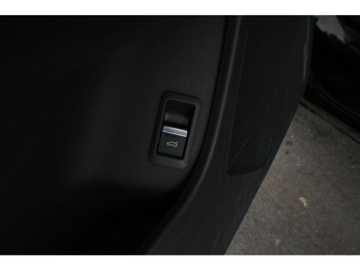 Audi Q4 e-tron 45 quattro S edition 77 kWh 265PK, S-line! Leer, Climate, ActivLease financial lease