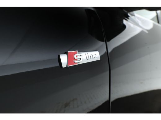 Audi Q4 e-tron 45 quattro S edition 77 kWh 265PK, S-line! Leer, Climate, ActivLease financial lease