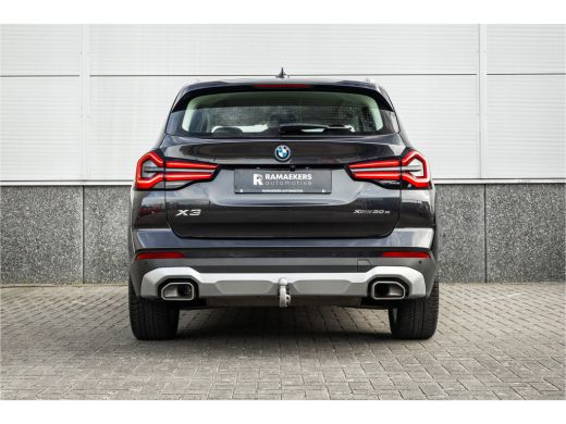 BMW X3 xDrive30e Business Edition Plus Trekhaak / Camera / Carplay / LED / ActivLease financial lease
