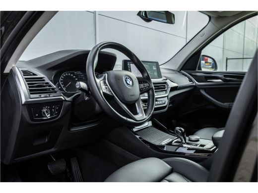 BMW X3 xDrive30e Business Edition Plus Trekhaak / Camera / Carplay / LED / ActivLease financial lease