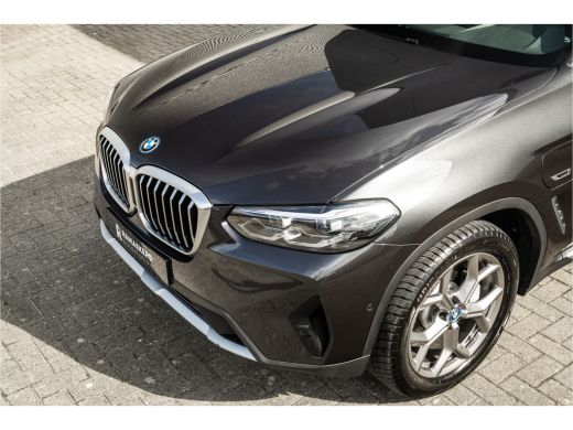 BMW X3 xDrive30e Business Edition Plus Trekhaak / Camera / Carplay / LED / ActivLease financial lease
