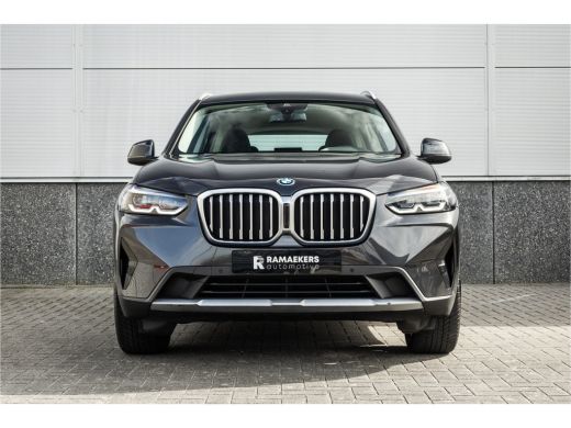 BMW X3 xDrive30e Business Edition Plus Trekhaak / Camera / Carplay / LED / ActivLease financial lease