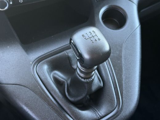 Citroën Berlingo 1.2 PureTech 111 PK / BENZINE / 1e EIG. / BPM VRIJ !! / L1H1 / AIRCO / CAMERA / 6-BAK ActivLease financial lease