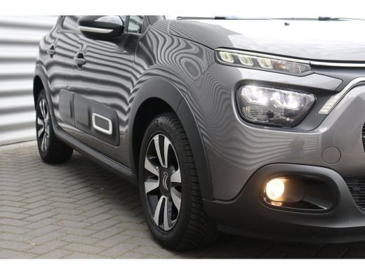 Citroën C3 Citroen 1.2 PURETECH 83PK 5-DRS SHINE / NAVI / CLIMA / LED / PDC / 16" LMV / WINTERPAKKET / BLUET... ActivLease financial lease