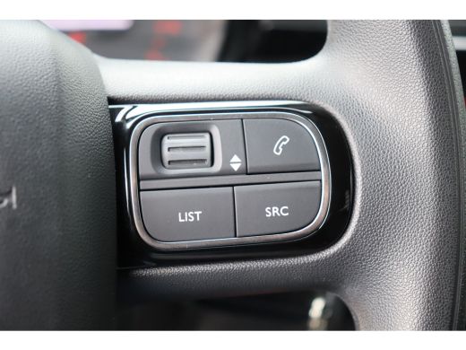 Citroën C3 Citroen 1.2 PURETECH 83PK 5-DRS SHINE / NAVI / CLIMA / LED / PDC / 16" LMV / WINTERPAKKET / BLUET... ActivLease financial lease