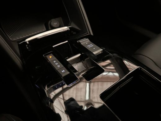 Citroën C4 1.2 Hybrid 136 Plus | Achteruitrijcamera | Apple Carplay/Android Auto|telefoonintegratie premium ... ActivLease financial lease