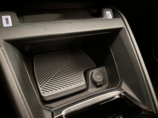 Citroën C4 1.2 Hybrid 136 Plus | Achteruitrijcamera | Apple Carplay/Android Auto|telefoonintegratie premium ... ActivLease financial lease