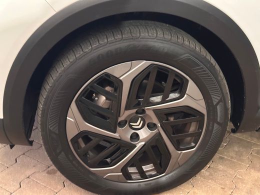 Citroën C4 1.2 Hybrid 136 Plus | Achteruitrijcamera | Apple Carplay/Android Auto|telefoonintegratie premium ... ActivLease financial lease