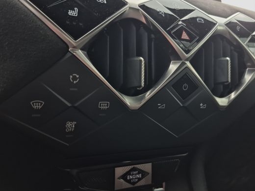 DS DS 3 Crossback E-Tense Business 50 kWh Camera | Stoelverwarming | Full LED | Parkeersensoren | Full ma... ActivLease financial lease