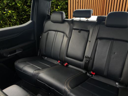 Ford Ranger Wildtrak PHEV Raptor Edition | 5-Persoons | 3500KG Trekgewicht | Rollertop | Trekhaak | Achteruit... ActivLease financial lease