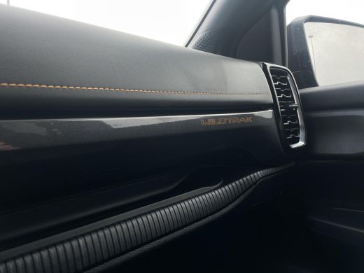 Ford Ranger Wildtrak PHEV Raptor Edition | 5-Persoons | 3500KG Trekgewicht | Rollertop | Trekhaak | Achteruit... ActivLease financial lease