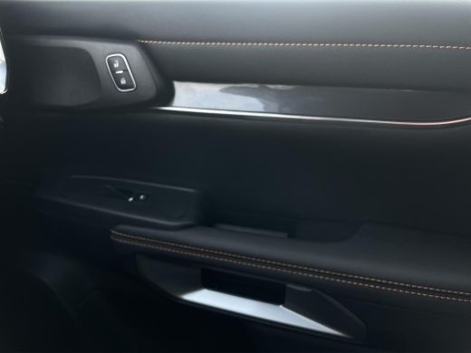 Ford Ranger Wildtrak PHEV Raptor Edition | 5-Persoons | 3500KG Trekgewicht | Rollertop | Trekhaak | Achteruit... ActivLease financial lease