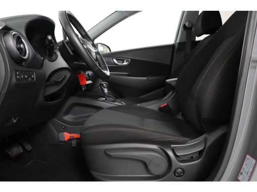 Hyundai Kona 1.6 GDI HEV Comfort Smart | Dealer Onderhouden | Adaptive Cruise | Camera | Climate Control | App... ActivLease financial lease
