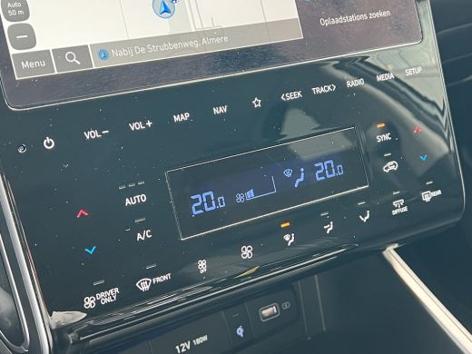 Hyundai Tucson 1.6 T-GDI 265pk PHEV Comfort Smart 4WD | Climate | Camera | Carplay | Keyless | Navigatie | Full ... ActivLease financial lease