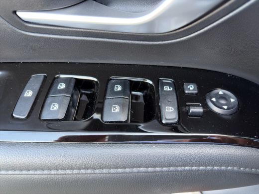 Hyundai Tucson 1.6 T-GDI 265pk PHEV Comfort Smart 4WD | Climate | Camera | Carplay | Keyless | Navigatie | Full ... ActivLease financial lease