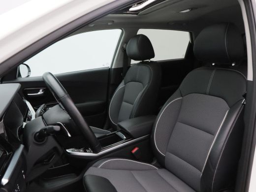 Kia e-Niro DynamicPlusLine 64 kWh 204 Pk | Camera | Open dak | Adaptive Cruise | Stoelverwarming | Carplay |... ActivLease financial lease