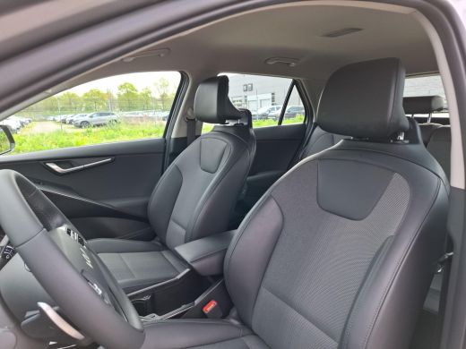 Kia Niro 1.6 GDi Hybrid DynamicLine | CarPlay | Half leder | Adpt. Cruise ActivLease financial lease