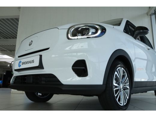 Leapmotor T03 Design 37.3 kWh | OP VOORRAAD | Adapt. Cruise | Panoramadak | Camera | Dodehoekdetectie | Navi | ... ActivLease financial lease