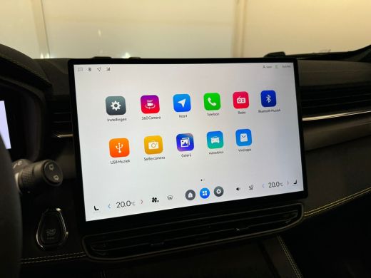 Lynk & Co 01 More | Panoramadak | 360 camera | Stoel + Stuurverwarming |Adaptieve cruise control | BLIS | ActivLease financial lease