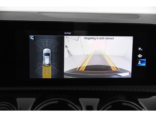 Mercedes-Benz A-Klasse 180 *1ste Eigenaar*Widescreen*Stoelverwarming*Navigatie* ActivLease financial lease