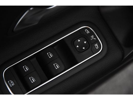 Mercedes-Benz A-Klasse 180 *1ste Eigenaar*Widescreen*Stoelverwarming*Navigatie* ActivLease financial lease