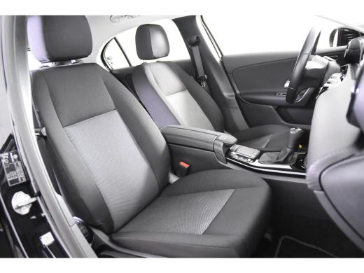 Mercedes-Benz A-Klasse 180 *1ste Eigenaar*Widescreen*Stoelverwarming*Navigatie* ActivLease financial lease