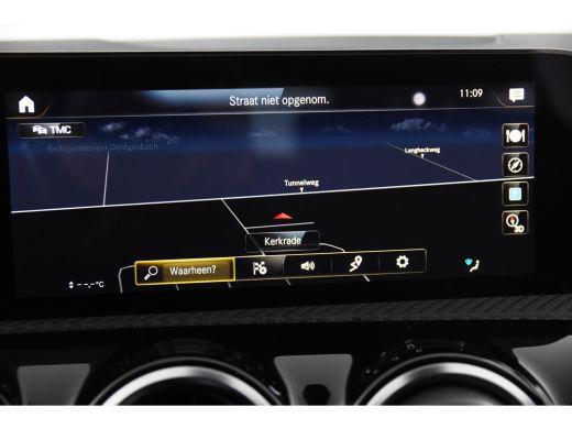 Mercedes-Benz CLA 200 d Automaat *1ste Eigenaar*Navigatie*Trekhaak*Stoelverwarming* ActivLease financial lease