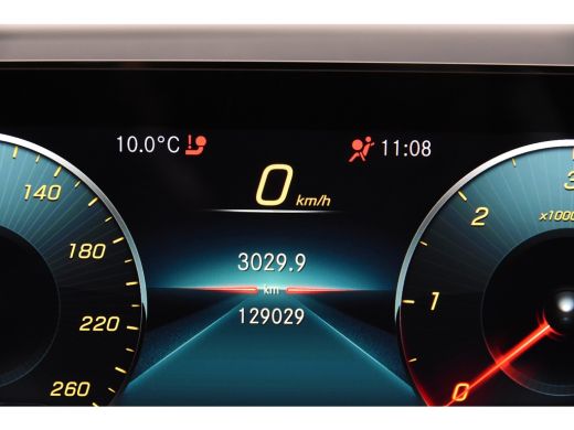 Mercedes-Benz CLA 200 d Automaat *1ste Eigenaar*Navigatie*Trekhaak*Stoelverwarming* ActivLease financial lease