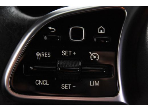 Mercedes-Benz CLA 200 d Automaat *1ste Eigenaar*Navigatie*Trekhaak*Stoelverwarming* ActivLease financial lease