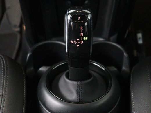 Mini One 1.5 Business Edition | Leder | Harman/Kardon | Matrix LED | Stoelverwarming | Camera | Carplay | ... ActivLease financial lease