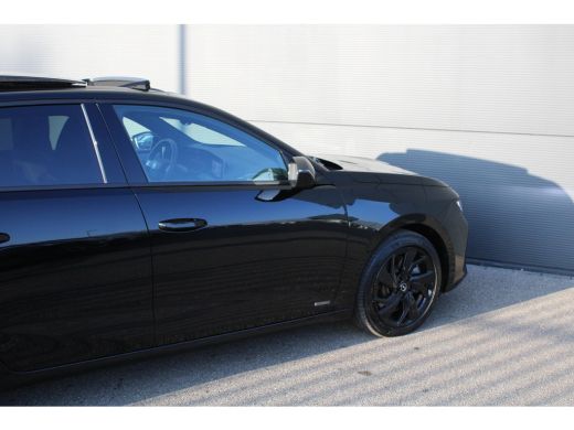 Opel Astra 1.6 Hybrid Ultimate | Automaat | Navigatie | Camera | Panorama/schuifdak | Black pack | 7.500km | ActivLease financial lease