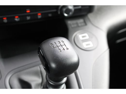 Opel Combo 1.5 BlueHDi 100 S&S L1 | Navigatie | 3-Zits | Airconditioning | Apple carplay | Keyless start | M... ActivLease financial lease