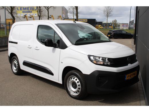 Opel Combo 1.5 BlueHDi 100 S&S L1 | Navigatie | 3-Zits | Airconditioning | Apple carplay | Keyless start | M... ActivLease financial lease