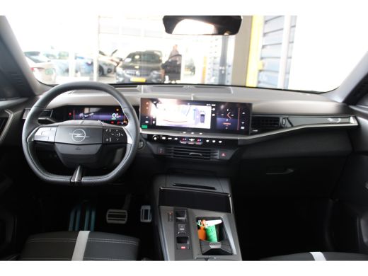 Opel Grandland GS | Afneembare trekhaak | Panoramadak | Focal audio | 20` lichtmetalen velgen | Matrix | Voorraa... ActivLease financial lease