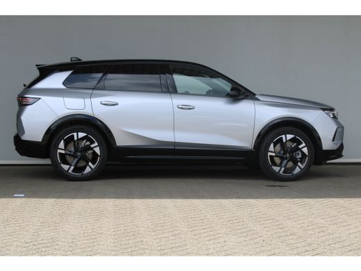 Opel Grandland GS | Afneembare trekhaak | Panoramadak | Focal audio | 20` lichtmetalen velgen | Matrix | Voorraa... ActivLease financial lease
