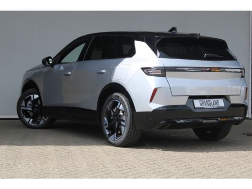 Opel Grandland GS | Afneembare trekhaak | Panoramadak | Focal audio | 20` lichtmetalen velgen | Matrix | Voorraa... ActivLease financial lease