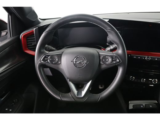 Opel Mokka-e Level 4 50 kWh | Dealer Onderhouden! | 100% SOH | 3-Fase | Camera | Navi | Clima | Cruise Control... ActivLease financial lease