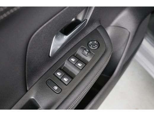 Opel Mokka-e Level 4 50 kWh | Dealer Onderhouden! | 100% SOH | 3-Fase | Camera | Navi | Clima | Cruise Control... ActivLease financial lease