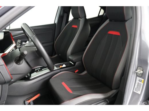 Opel Mokka-e Level 4 50 kWh | Dealer Onderhouden! | 100% SOH | 3-Fase | Camera | Navi | Clima | Cruise Control... ActivLease financial lease