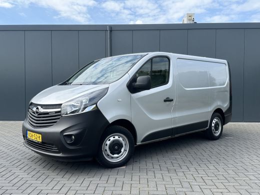 Opel Vivaro 1.6 CDTI 126 PK / L1H1 / 1e EIG. / ACHTERKLEP / AIRCO / CRUISE / NAVI / CAMERA / BLUETOOTH ActivLease financial lease