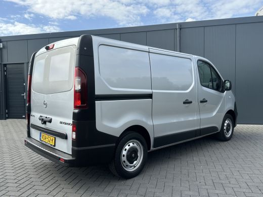 Opel Vivaro 1.6 CDTI 126 PK / L1H1 / 1e EIG. / ACHTERKLEP / AIRCO / CRUISE / NAVI / CAMERA / BLUETOOTH ActivLease financial lease