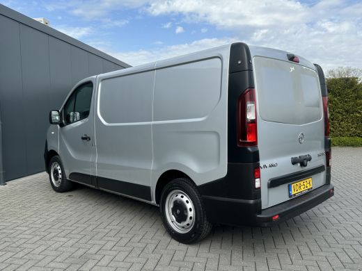 Opel Vivaro 1.6 CDTI 126 PK / L1H1 / 1e EIG. / ACHTERKLEP / AIRCO / CRUISE / NAVI / CAMERA / BLUETOOTH ActivLease financial lease
