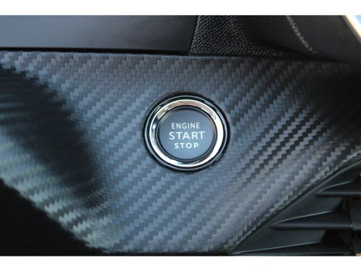 Peugeot 2008 1.2 PureTech Allure | Automaat | Navi by app | Apple carplay | Camera | All season | 65.000km | ActivLease financial lease