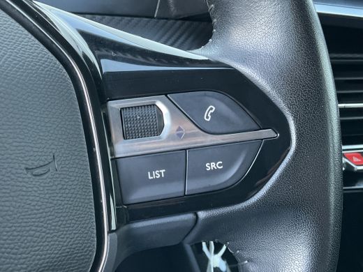 Peugeot 208 1.2 PureTech Active Carplay Cruise Clima DAB NL-Auto! ActivLease financial lease