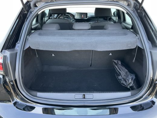 Peugeot 208 1.2 PureTech Active Carplay Cruise Clima DAB NL-Auto! ActivLease financial lease