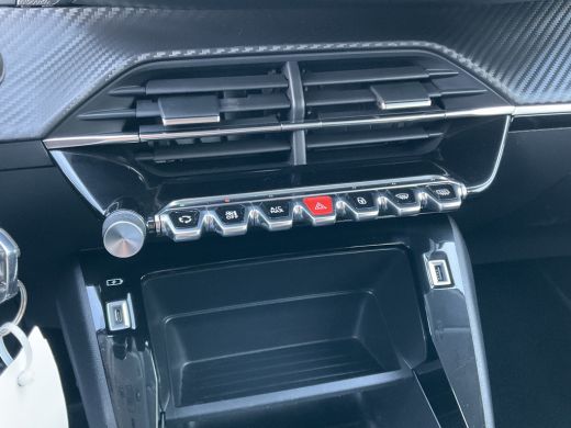 Peugeot 208 1.2 PureTech Active Carplay Cruise Clima DAB NL-Auto! ActivLease financial lease