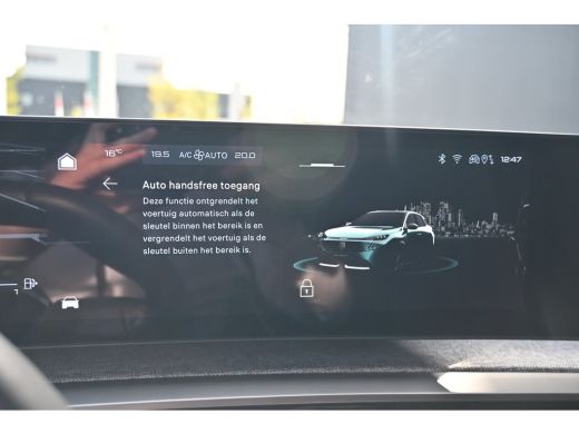 Peugeot 3008 1.2 Hybrid 145 Allure | Navigatie Pro | Achteruitrijcamera | Climate Control | Half-Leder | Cruis... ActivLease financial lease