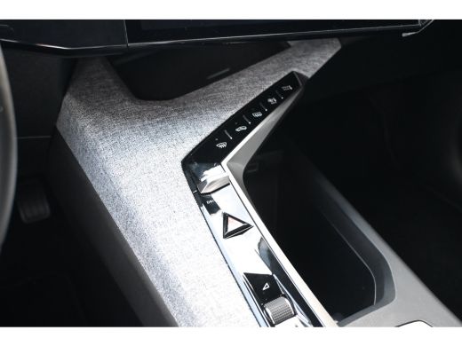 Peugeot 3008 1.2 Hybrid 145 Allure | Navigatie Pro | Achteruitrijcamera | Climate Control | Half-Leder | Cruis... ActivLease financial lease