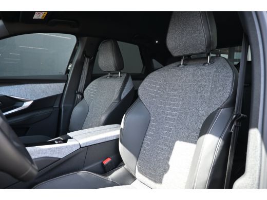 Peugeot 3008 1.2 Hybrid 145 Allure | Navigatie Pro | Achteruitrijcamera | Climate Control | Half-Leder | Cruis... ActivLease financial lease